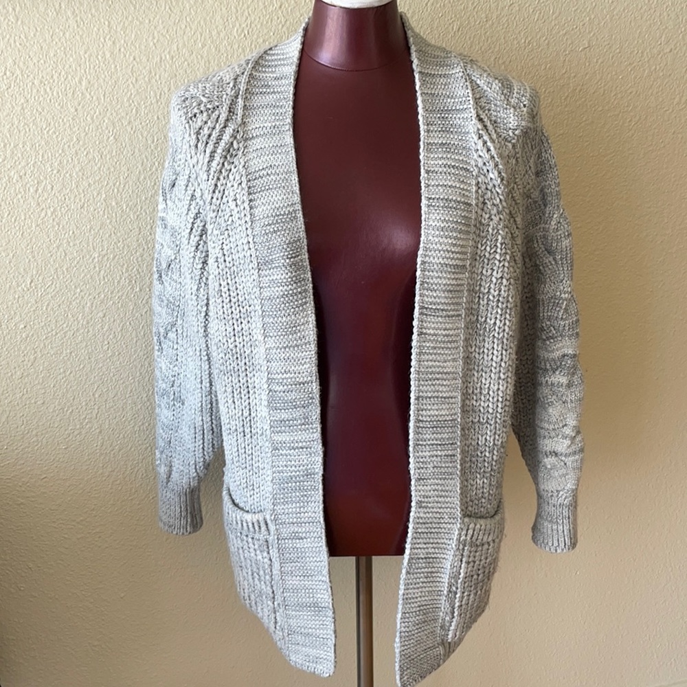 Topshop Grey Cable Knit Cardigan size Small (4-6)
